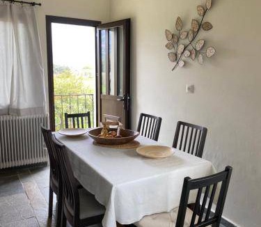 Molos-Agios Konstantinos Villa | 180 m² Villa ∙ 3 bedrooms ∙ 9 guests