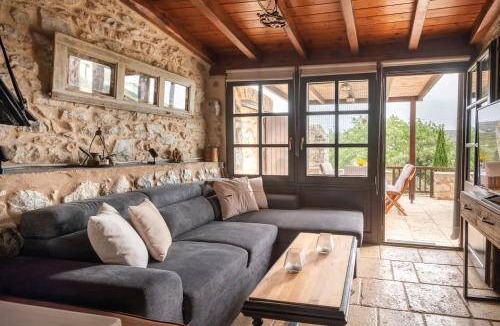 Pagkia House | 190 m² House ∙ 3 bedrooms ∙ 10 guests