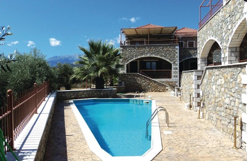 Paralia House | 2 bedroom amazing home in Paralio Astros