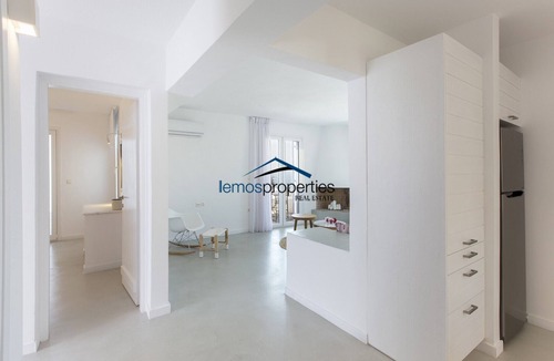 Koundouros House | 2 modern houses with a sea view & swimming pool, ideal for 2 families or friends