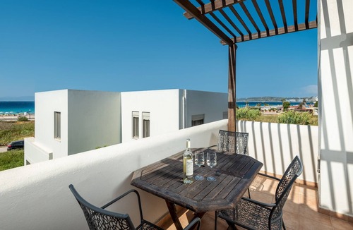 Ialyssos Apartment | 2 room apartment ARES for 2-4 pers. in villa Mylos - great sea views in Ialysos