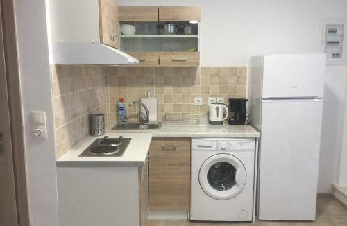 Loutraki Hostel | 20 m² Hostel ∙ 6 guests