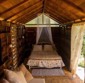 Pelekas Cabin | 20 m² Lodge ∙ 2 guests