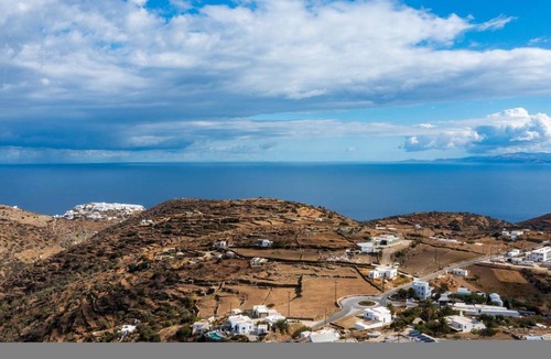 Platis Gialos House | 200 m² House ∙ 4 bedrooms ∙ 11 guests