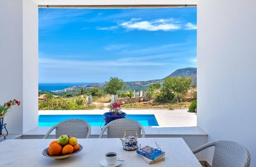 Douliana House | 200 m² House ∙ 4 bedrooms ∙ 8 guests