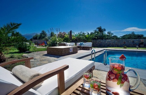 Litsarda House | 200 m² House ∙ 4 bedrooms ∙ 10 guests