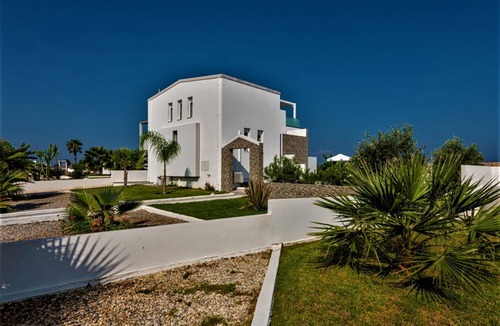 Zipari Villa | 200 m² Villa ∙ 5 bedrooms ∙ 11 guests