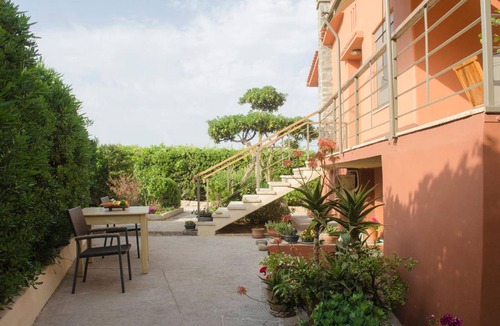 Daratsos House | 220 m² House ∙ 5 bedrooms ∙ 5 guests