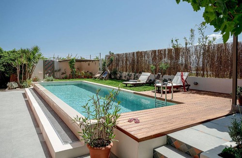 Daratsos House | 220 m² House ∙ 5 bedrooms ∙ 5 guests