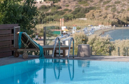Almyros House | 220 m² House ∙ 4 bedrooms ∙ 7 guests