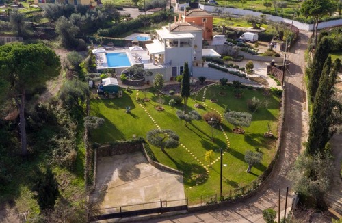 Gouvia Villa | 2200 m² Villa ∙ 5 bedrooms ∙ 10 guests
