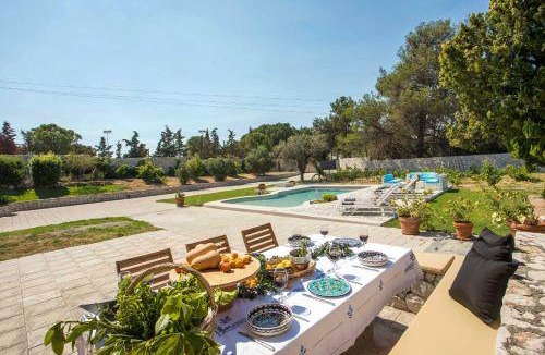 Kallithea House | 230 m² House ∙ 5 bedrooms ∙ 11 guests