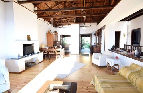 Lefokastron Villa | 230 m² Villa ∙ 4 bedrooms ∙ 8 guests