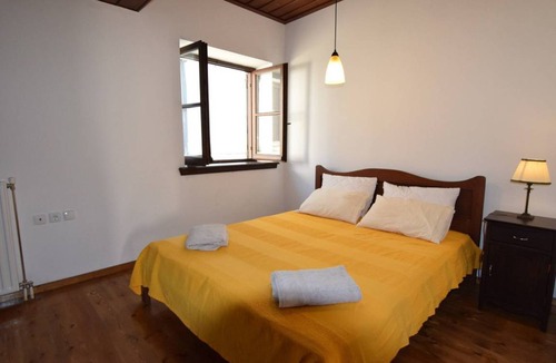 Lefokastron Villa | 230 m² Villa ∙ 4 bedrooms ∙ 8 guests