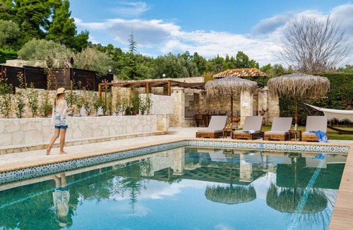 Nea Skioni Villa | 234 m² Villa ∙ 4 bedrooms ∙ 10 guests
