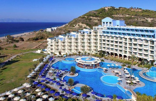 Petaloudes Hotel | 240 m² Hotel ∙ 127 guests