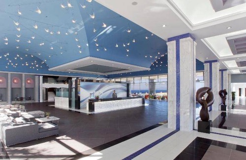 Petaloudes Hotel | 240 m² Hotel ∙ 127 guests