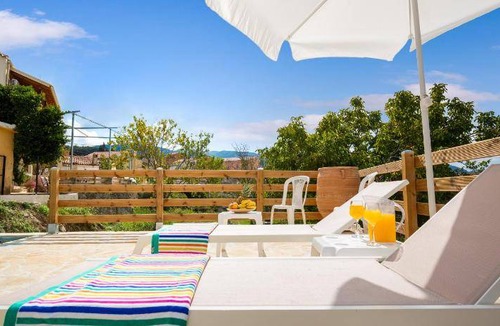 Aleimmatades House | 240 m² House ∙ 3 bedrooms ∙ 6 guests