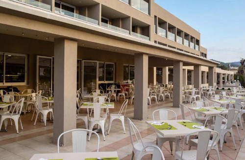 Messonghi Hotel | 25 m² Hotel ∙ 127 guests