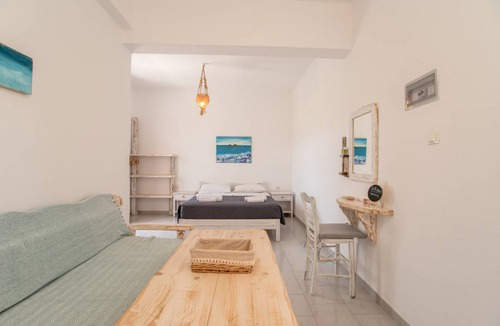 Paros House | 25 m² House ∙ 1 bedroom ∙ 2 guests