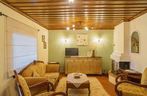 Portaria Hotel | 250 m² Hotel ∙ 5 bedrooms ∙ 127 guests