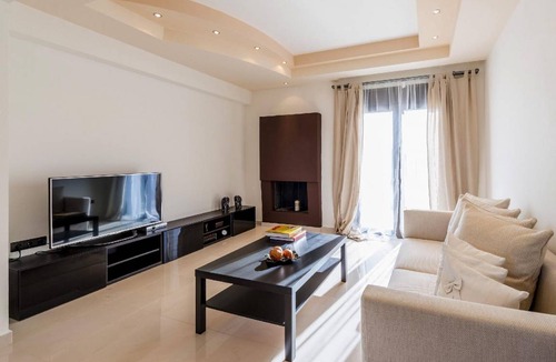 Asgourou House | 250 m² House ∙ 3 bedrooms ∙ 7 guests