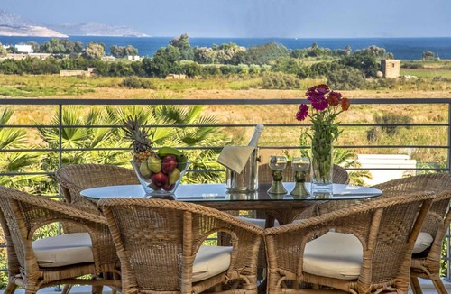 Tingaki House | 250 m² House ∙ 4 bedrooms ∙ 12 guests