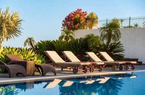 Gennadi House | 250 m² House ∙ 4 bedrooms ∙ 10 guests