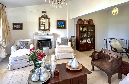 Astros House | 250 m² House ∙ 5 bedrooms ∙ 10 guests