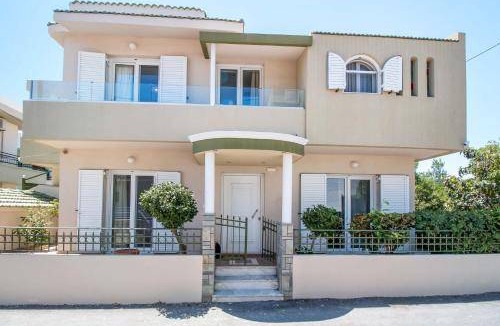 Kalithies Villa | 250 m² Villa ∙ 4 bedrooms ∙ 7 guests