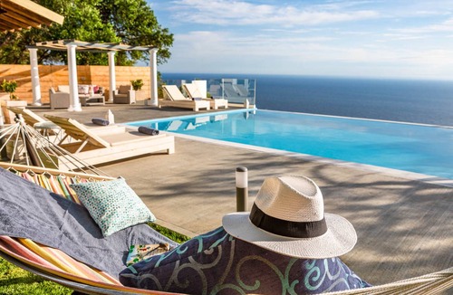 Sinarades Villa | 250 m² Villa ∙ 4 bedrooms ∙ 10 guests