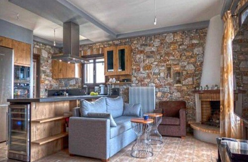 Megas Gialos House | 265 m² House ∙ 5 bedrooms ∙ 10 guests
