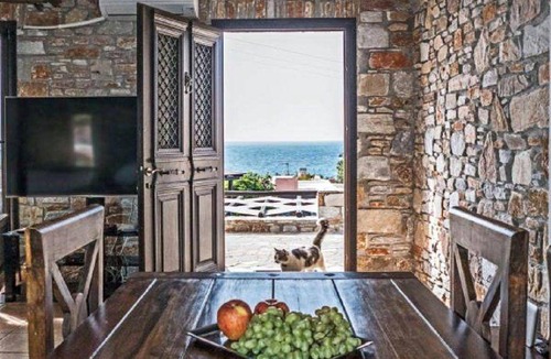 Megas Gialos House | 265 m² House ∙ 5 bedrooms ∙ 10 guests