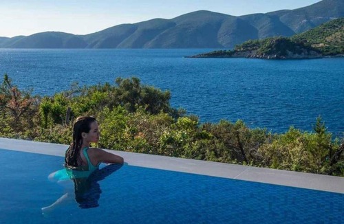 Evgiros House | 272 m² House ∙ 7 bedrooms ∙ 18 guests