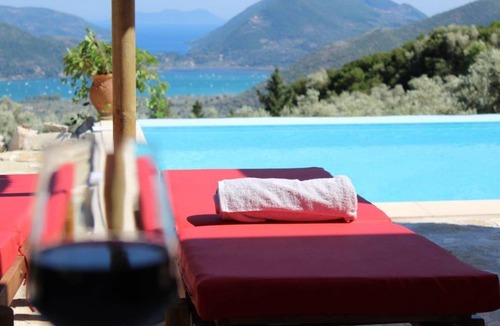 Nidri House | 290 m² House ∙ 3 bedrooms ∙ 9 guests