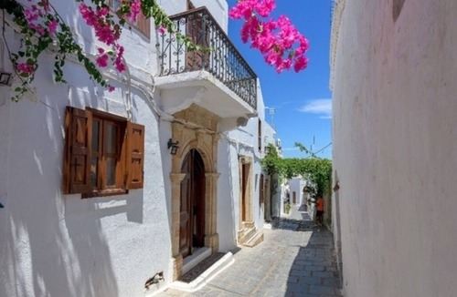 Lindos Villa | 3 Bedroom Modernised Captains House in the Heart of Lindos Village