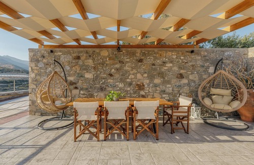 Koutsouras Villa | 3-bedroom villa in peaceful Makry Gialos with AC, WiFi