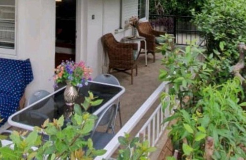 Vouliagmeni Apartment | 30 m² Apartment ∙ 1 bedroom ∙ 4 guests