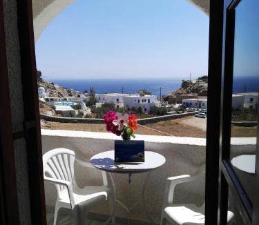 Ios Bed & Breakfast | 30 m² Bed and breakfast ∙ 4 guests