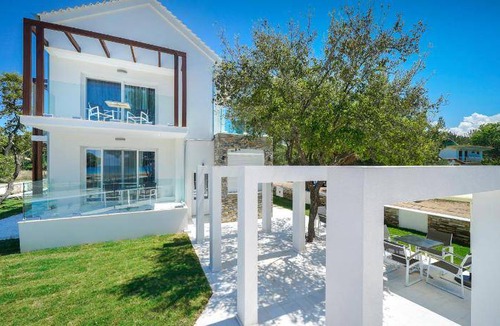 Ormos Prinou Apartment | 30 m² Serviced apartment ∙ 4 guests