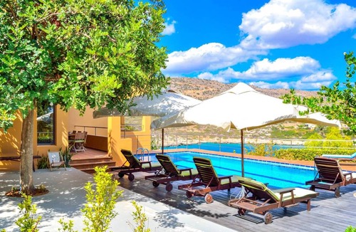Marathi Villa | 300 m² Villa ∙ 5 bedrooms ∙ 12 guests