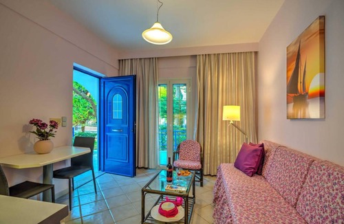 Agios Dimitrios Apartment | 32 m² Apartment ∙ 1 bedroom ∙ 3 guests