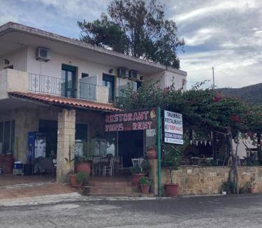 Sfinari Hotel | 32 m² Hotel ∙ 4 guests