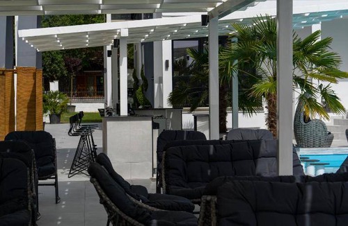 Asprovalta Hotel | 32 m² Hotel ∙ 8 guests