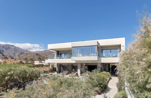 Koutsouras Apartment | 330 m² Apartment ∙ 5 bedrooms ∙ 12 guests