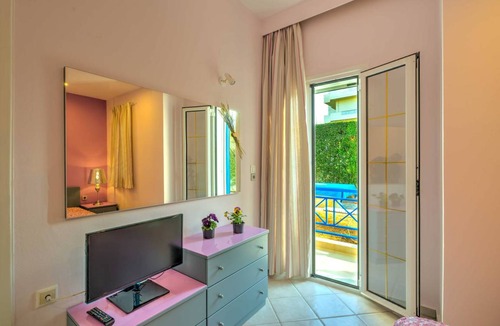 Agios Dimitrios Apartment | 34 m² Apartment ∙ 1 bedroom ∙ 3 guests