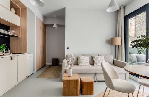 Piraeus Apartment | 34 m² Studio flat ∙ 1 bedroom ∙ 4 guests
