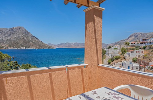 Kamari Apartment | 35 m² Apartment ∙ 1 bedroom ∙ 4 guests