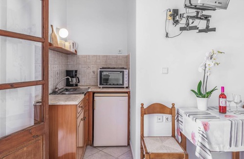 Kamari Apartment | 35 m² Apartment ∙ 1 bedroom ∙ 4 guests