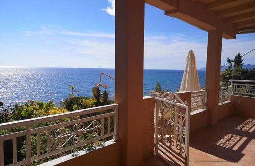 Skala House | 35 m² House ∙ 1 bedroom ∙ 2 guests